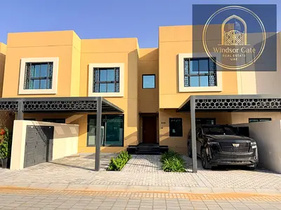 🌿 فيلا فاخرة بأربع غرف نوم | تصميم واسع | مدينة مستدامة | غرفة للخادمة 🌿