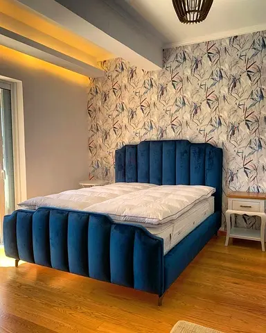 King Size Blue velvet upholstered bed frame For Sale