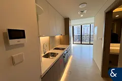Spacious Studio | Vacant | Golf Views