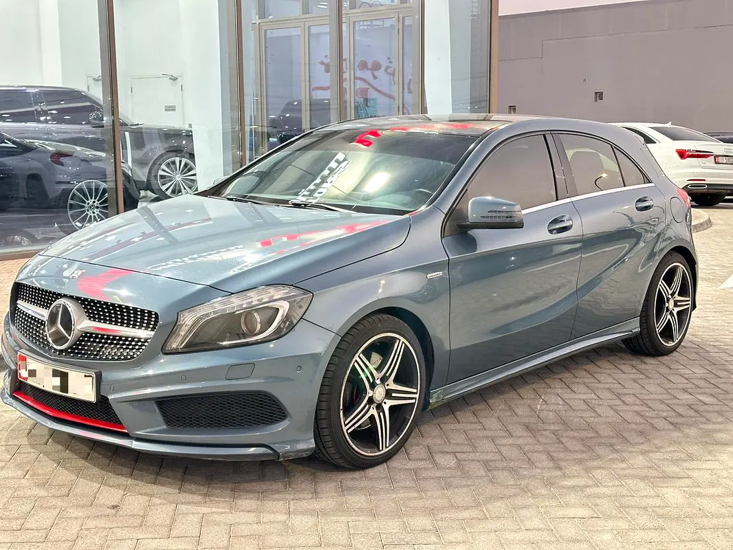Mercedes-Benz A-Class 2015 — photo 1 of 15