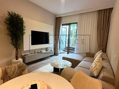 Furnished | Vacant | Terrace | Boulevard View