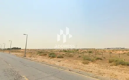 أرض تجارية للبيع في حي الدبدبة شمال الرحمانية الشارقة بموقع استراتيجي قريب من عجمان وتملك حر للعرب