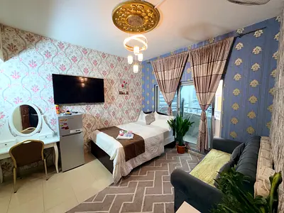 READY TO MOVED STANDARD PRIVATE ROOM WASHROOM SHARE / PERSONAL BALCONEY