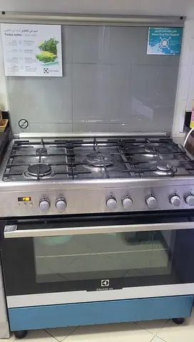 Electrolux 90cm 5-Burner Gas Range with Oven - Used, Working