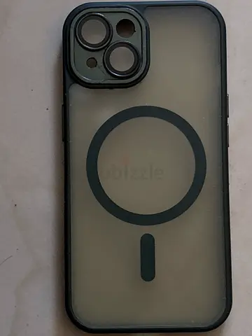 MagSafe-compatible clear iPhone 15 case (used)