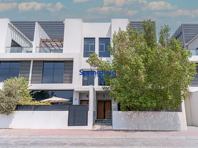 Luxury 4BR Villa | Modern | Best Deal