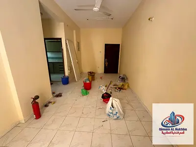 One-bedroom apartment for annual rent in Al Butinah - balcony with a view - spacious - free dirt parking - central air conditioning and gas - prime lo