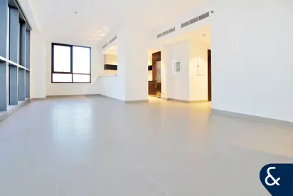 1 Bed | Large Layout | Water View |