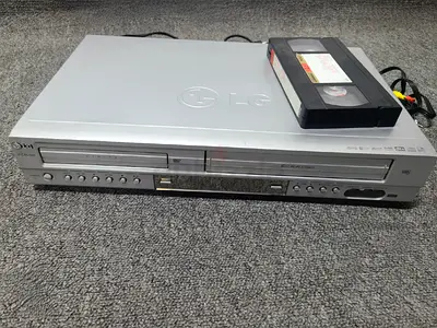 LG vhs video player Good working condition