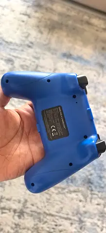 Blue Xbox and PS4 wireless controller (used)