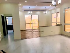 A distinctive villa for sale in Al Houshi, Sharjah, very close to Al Houshi Bridge. Land area: 4844