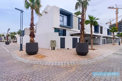 4 Bed + maid's Villa for Rent Marjan Island - Private Pool