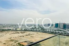 High Floor I Near Metro I Community View