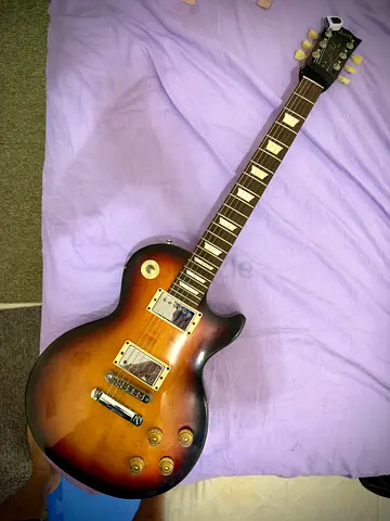 Gibson Les Paul Studio + Blackstar Pedals