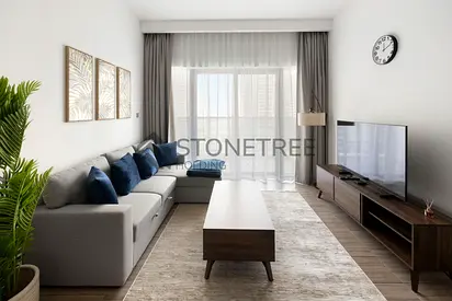 12 CHEQUES | Near Metro | Prime Location