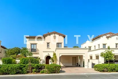 Single Row | Vacant | Prime Rosa Location