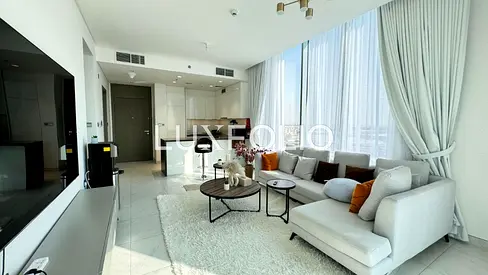 Corner Unit | 12 Cheques | Unfurnished