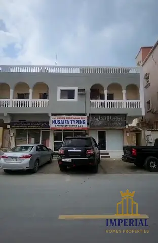 بنايه سكني تجاري (G+1) خاليه للبيع في ليواره 1 عجمان تملك حر