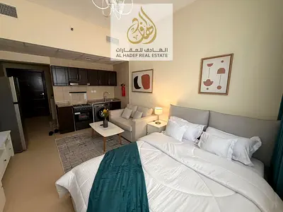 🏡 ستوديو مفروش للإيجار الشهري – الجرف 2 | أبراج الياسمين 🏡  فرصة مميزة للسكن في ستوديو مفروش بالكامل (أول ساكن) في أبراج الياسمين – الجرف 2، موقع مم