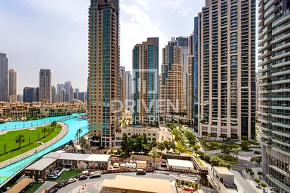 Upgraded Apt with Fountain View | Furnished