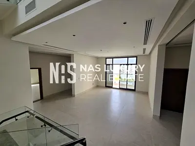 Spacious 6-Bedroom Family Villa | Vacant | City View