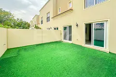 COMMUNITY VIEW | PARTIALLY UPGRADED | VACANT