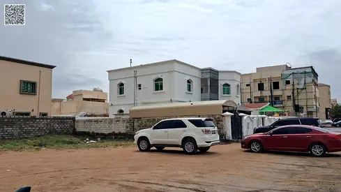 Big Villa / Master Bedroom / Huge Yard