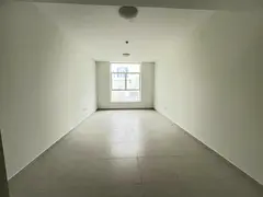 Free parking | Second tenant | Master rooms, storage, balcony | On Dubai exit | Near Arouiana Hospit