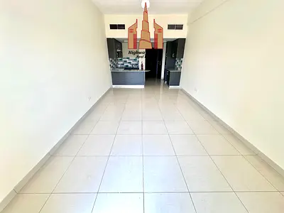 SPACIOUS STUDIO APARTMENT WITH SEPARATE KITCHEN BALCONY WARDROBES PARKING