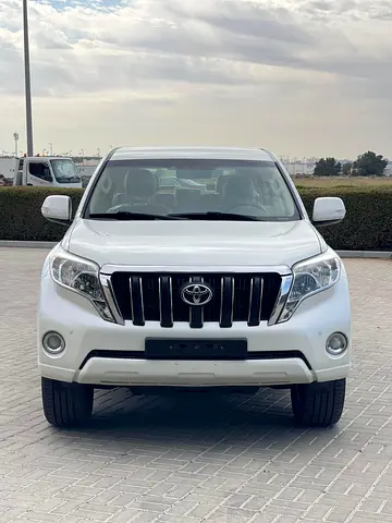 Toyota Prado 2017GXR V4 very good condition