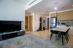 Luxurious Living | Prime Location | Vacant