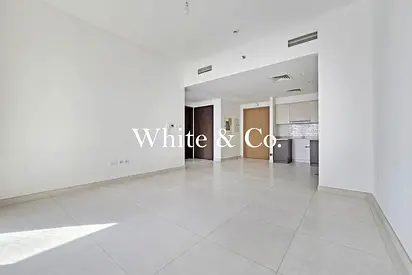 Modern layout | Pool View | Prime Location