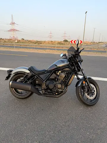 Honda rebel 1100 2024 first owner from japan whith 1700km mileage clean title no accident no scratch