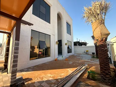 للبيع فيلا في الحوشي