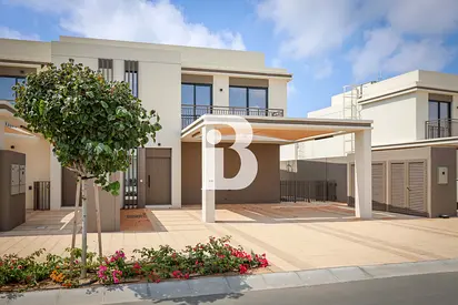 Luxury 3BR Villa | Falcon North | Prime Location
