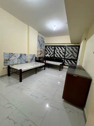 Exicutive bachiler hall room fully furnichare room mussafah shabiya 10 neayer madeena supper market