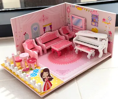 Adorable Mini Wooden Dollhouse with Furniture  Piano – Excellent Condition 💕
