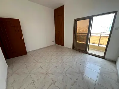 إطلالة مفتوحة | تشطيب مميز | عرض على الأسعار | موقع مميز | مساحة كبيرة وتصميم عملي، تقع في القاسمية_الند، قريبة من جميع الخدمات وبموقع سهل الوصول.