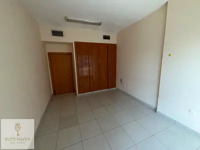 1bhk family building opposite Sahara center Near to Dubai border