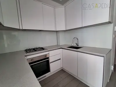 Modern Studio | Large Kitchen | Appliances Include