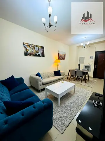 الشارقه التعاون  خلف دي تو دي  غرفه وصاله ومطبخ وحمام وبلكونه