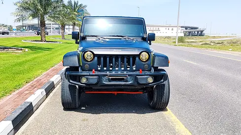 Jeep Wrangler Sahara Plus 2010 - American Specs