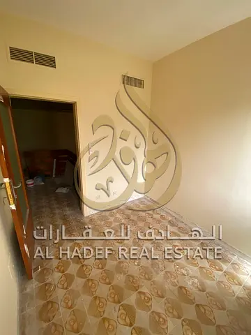 فيلا للإيجار في شرقان الشارقة | 4 غرف وصالة | سكن عائلي | صيانة كاملة | بدون رسوم