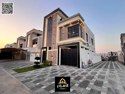 فيلا كورنر  جاهزة للسكن 5 غرف ماستر في منطقة الياسمين مع روف