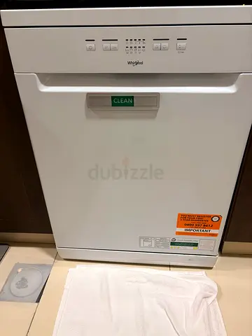 Freestanding dishwasher - good working condition