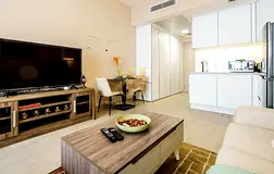 Perfect Studio Home | Bright Interiors | Vacant