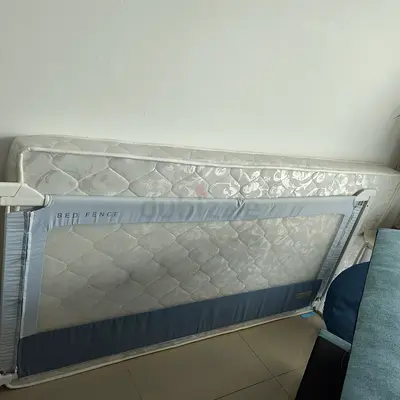Toddler bed fence (bed rail) — used, good working condition