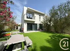 Huge Plot | Single Row | Modern