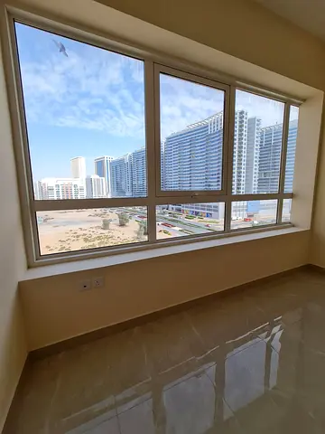Luxurious 2BHK +Maids Room -4 Washrooms-Near Aquila School