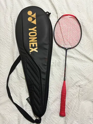 Yonex badminton racket with bag — VOLTRIC GLANZ